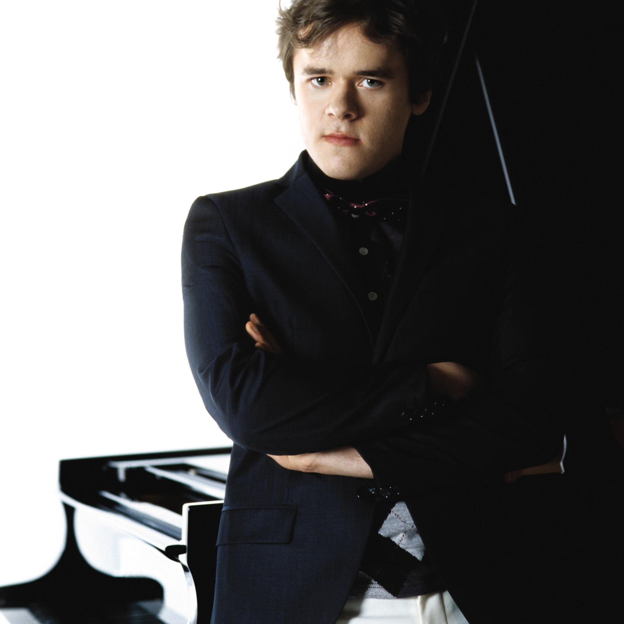 Benjamin Grosvenor, c Decca/Sussie Ahlburg