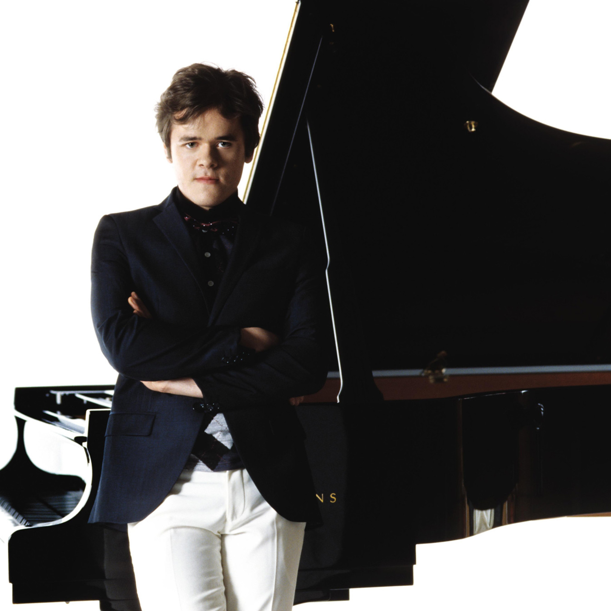 Benjamin Grosvenor, c Decca/Sussie Ahlburg