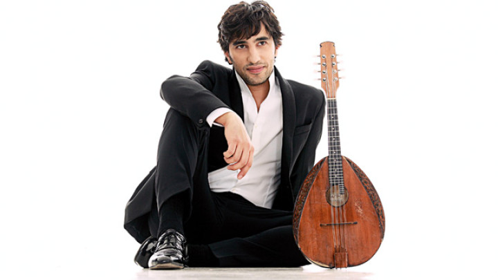 Avi Avital Mandoline