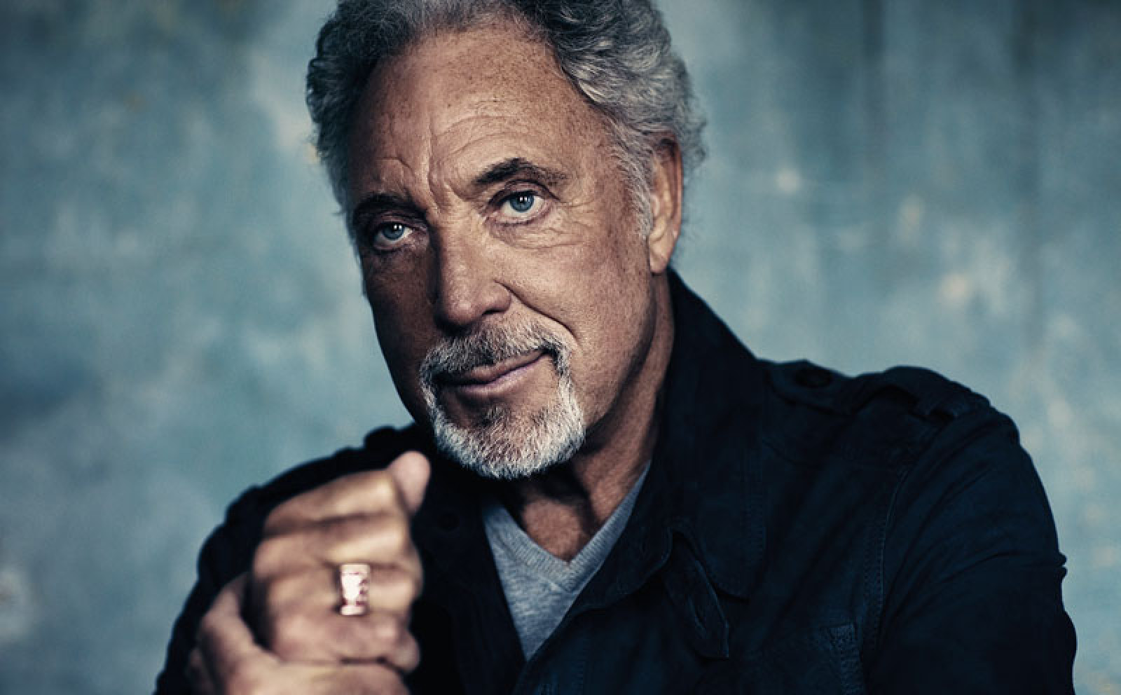 Tom Jones Spirit in the Room_3