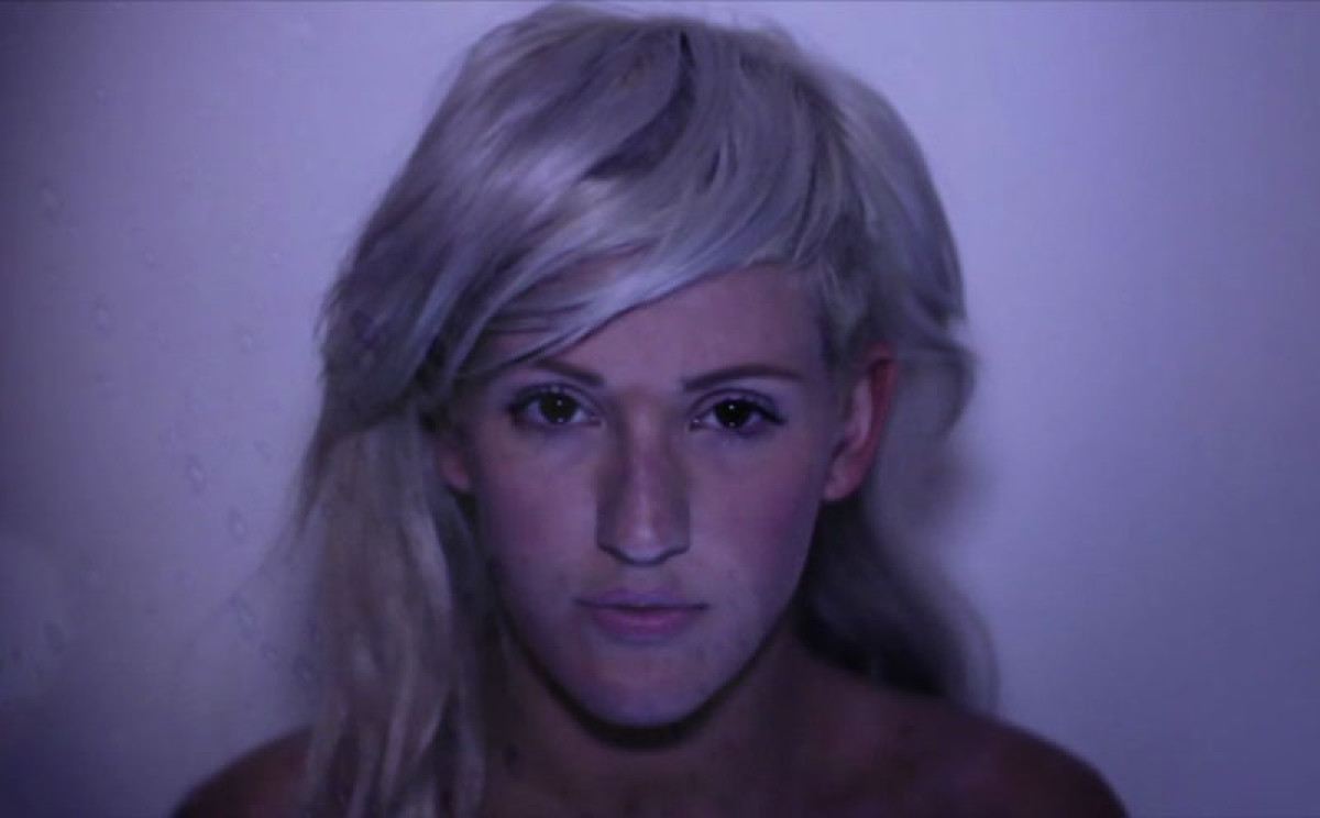 Ellie Goulding Videostill Hanging On 2