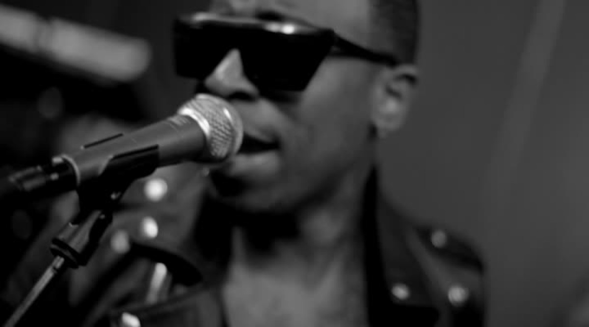 Kiss Like Dynamite (Live Studio Session)