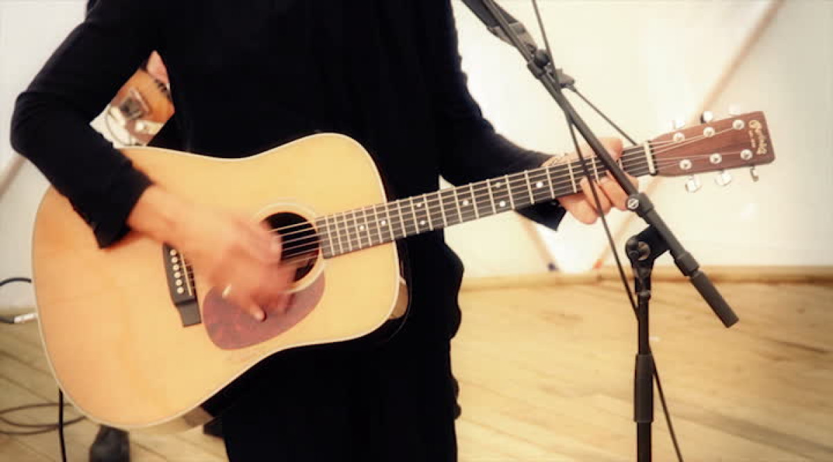 Can't Get Enough (Akustik Version)