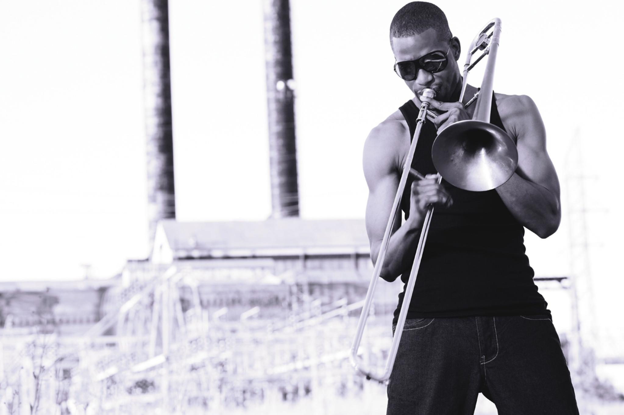 Trombone Shorty und George Benson beim 25. Münchner Tollwood Festival