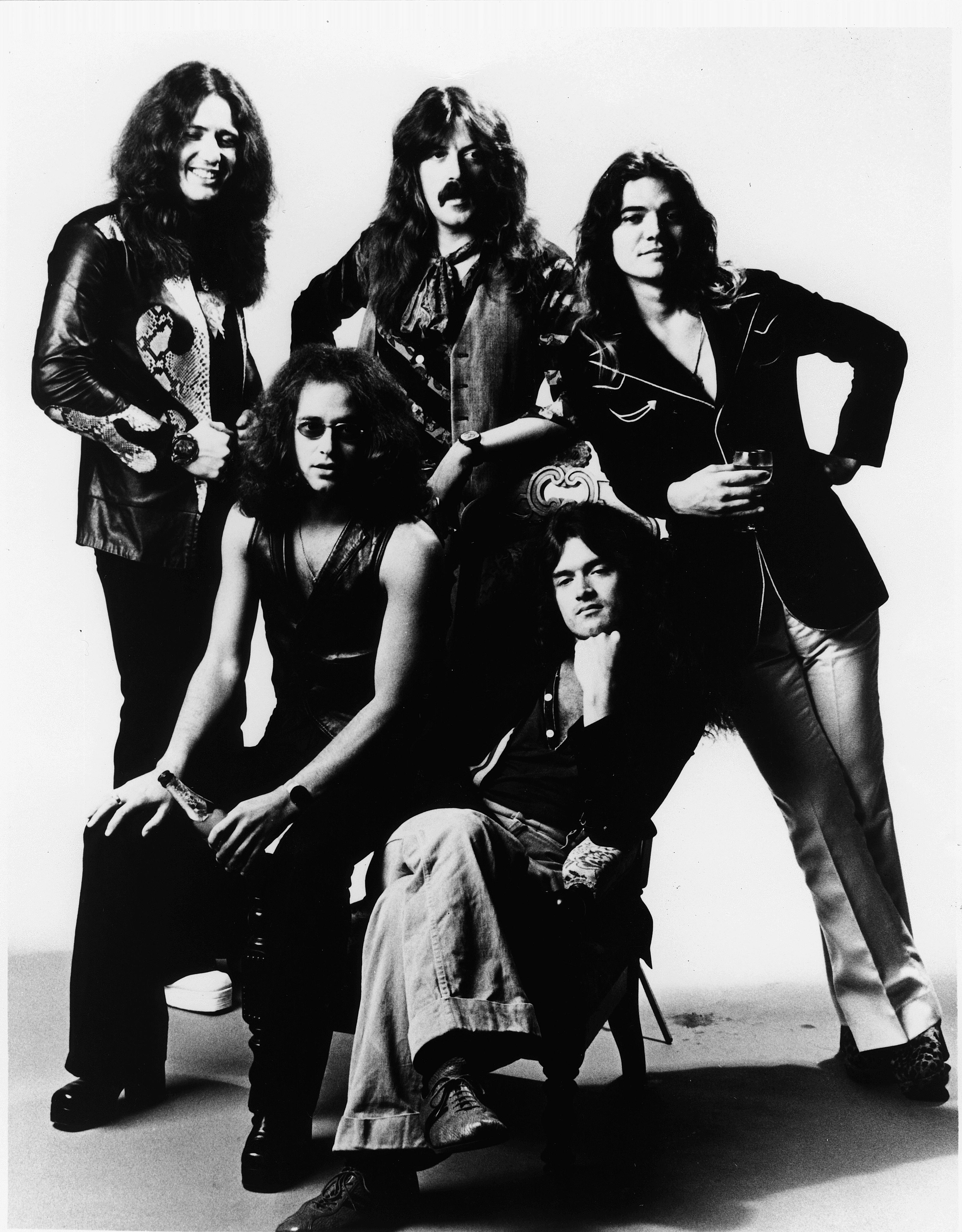 Дип перпл отзывы. Группа Deep Purple. Группа Deep Purple 1974. Deep Purple 70s. Deep Purple mk4.
