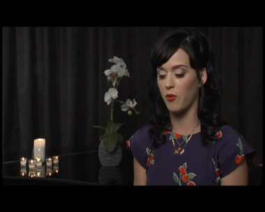 I Kissed A Girl (Interview)