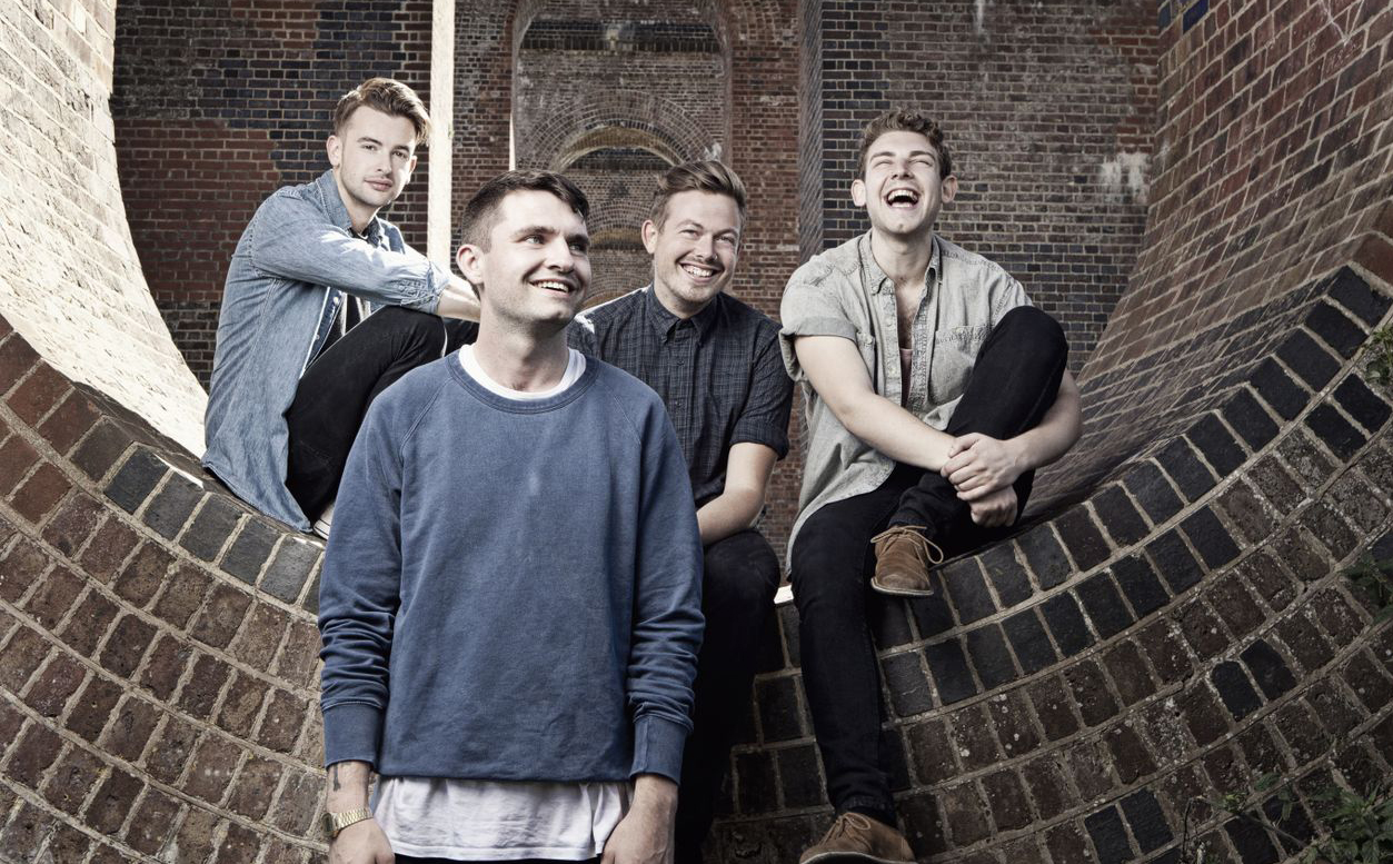 Lower than atlantis. Lower than atlantis солист. Lower than atlantis. Lower than low. Exceed atlantis фото.