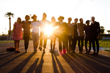Edward Sharpe And The Magnetic Zeros