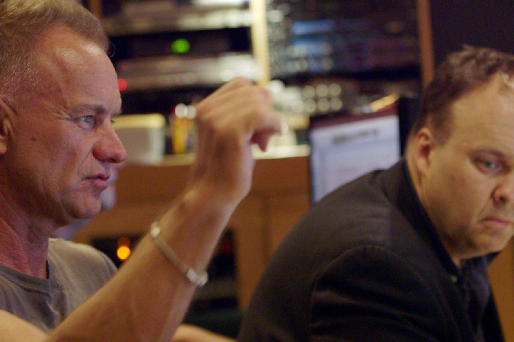 Sting und Produzent Rob Mathes