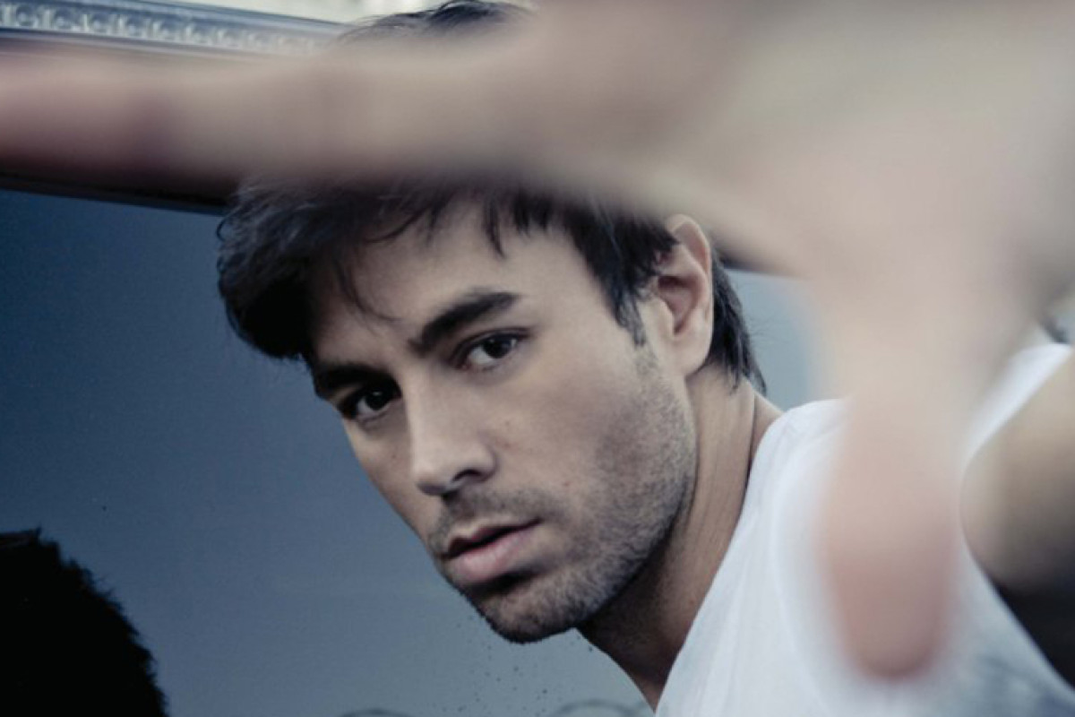 Enrique Iglesias | News | Jetzt das neue Album "SEX AND LOVE" von Enrique  Iglesias vorbestellen