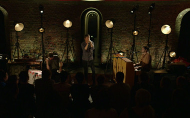 Bedshaped (Live At The Hub/London)