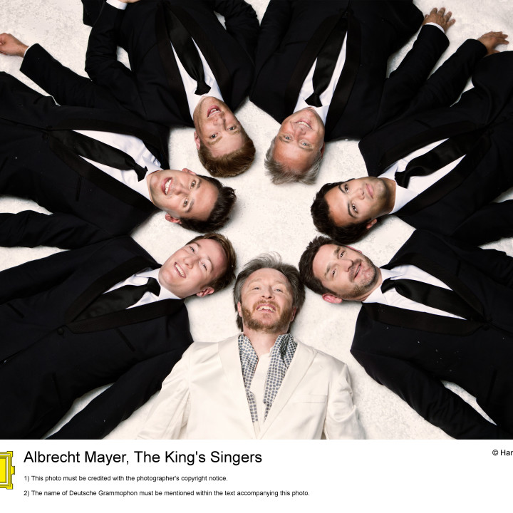 Albrecht Mayer & King’s Singers – Let It Snow