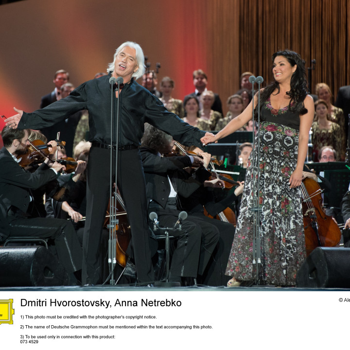 Netrebko / Hvorostovski – LIVE Red Square Moscow