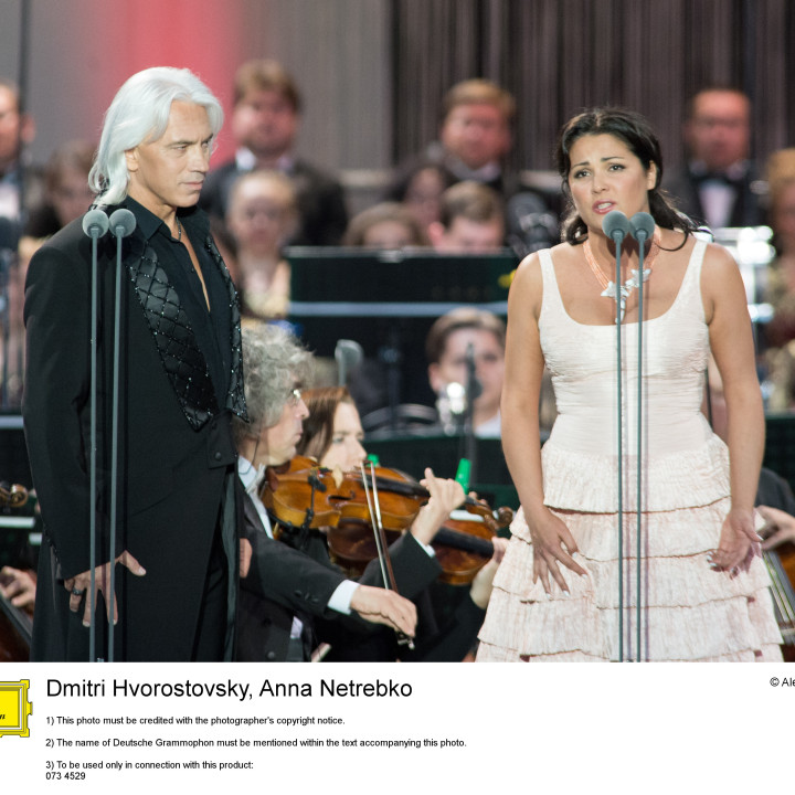 Netrebko / Hvorostovski – LIVE Red Square Moscow