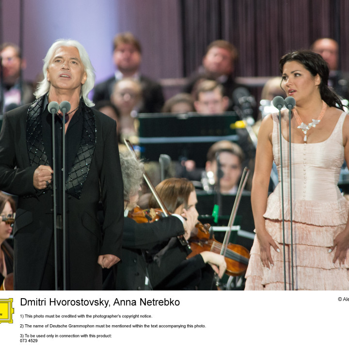 Netrebko / Hvorostovski – LIVE Red Square Moscow