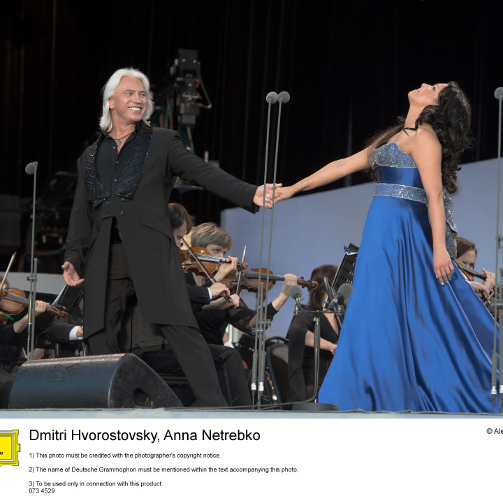 Netrebko / Hvorostovski – LIVE Red Square Moscow