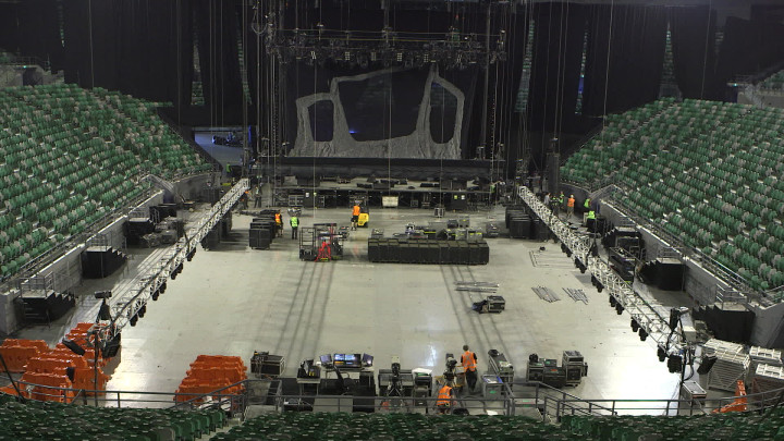 Live... Gathered In Their Masses - Bühnenaufbau (DVD Preview)