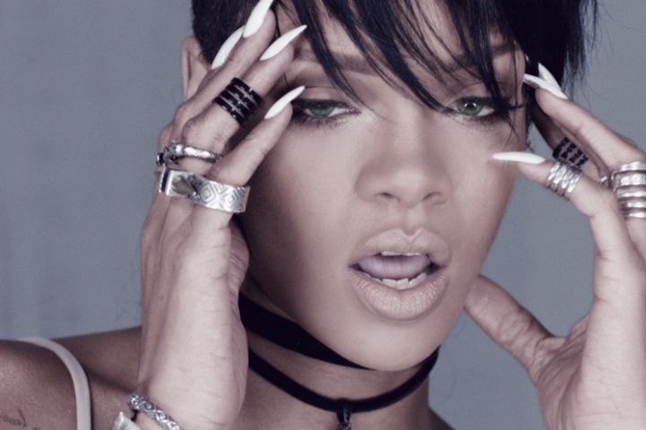 Rihanna 2016