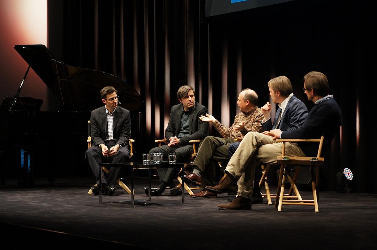 Ruppert Wagg und Stephan Steigleder (Deutsche Grammophon), Max Whitby (Touch Press), Albrecht Mayer und Simon Halsey präsentieren die App "Beethoven 9"