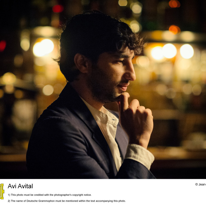 Avi Avital – Between Worlds