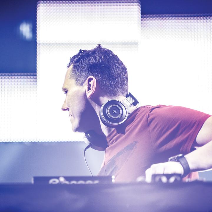 tiesto – red lights – 2014