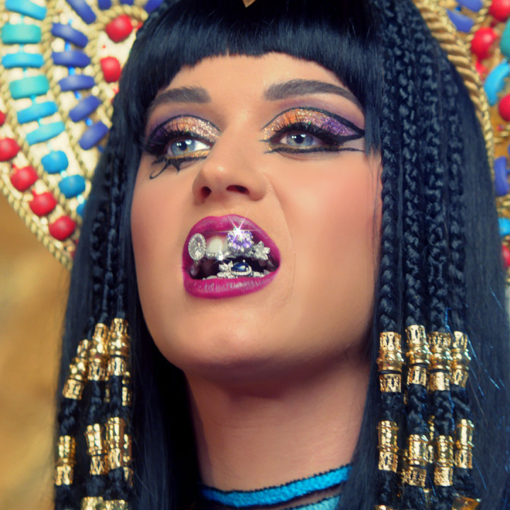 Katy Perry dark horse