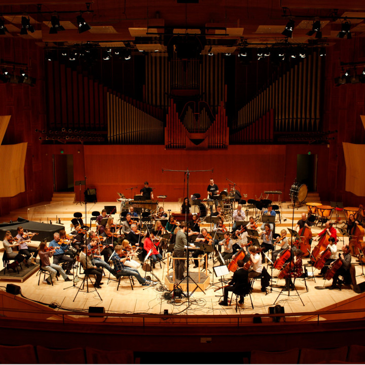 Bryce Dessner und das Copenhagen Philharmonic Orchestra