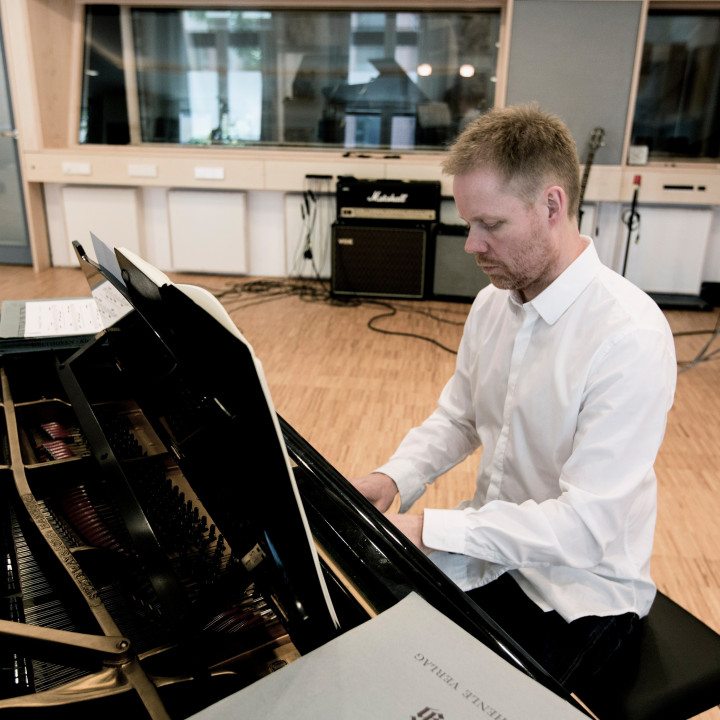 Max Richter by Wolfgang Borrs