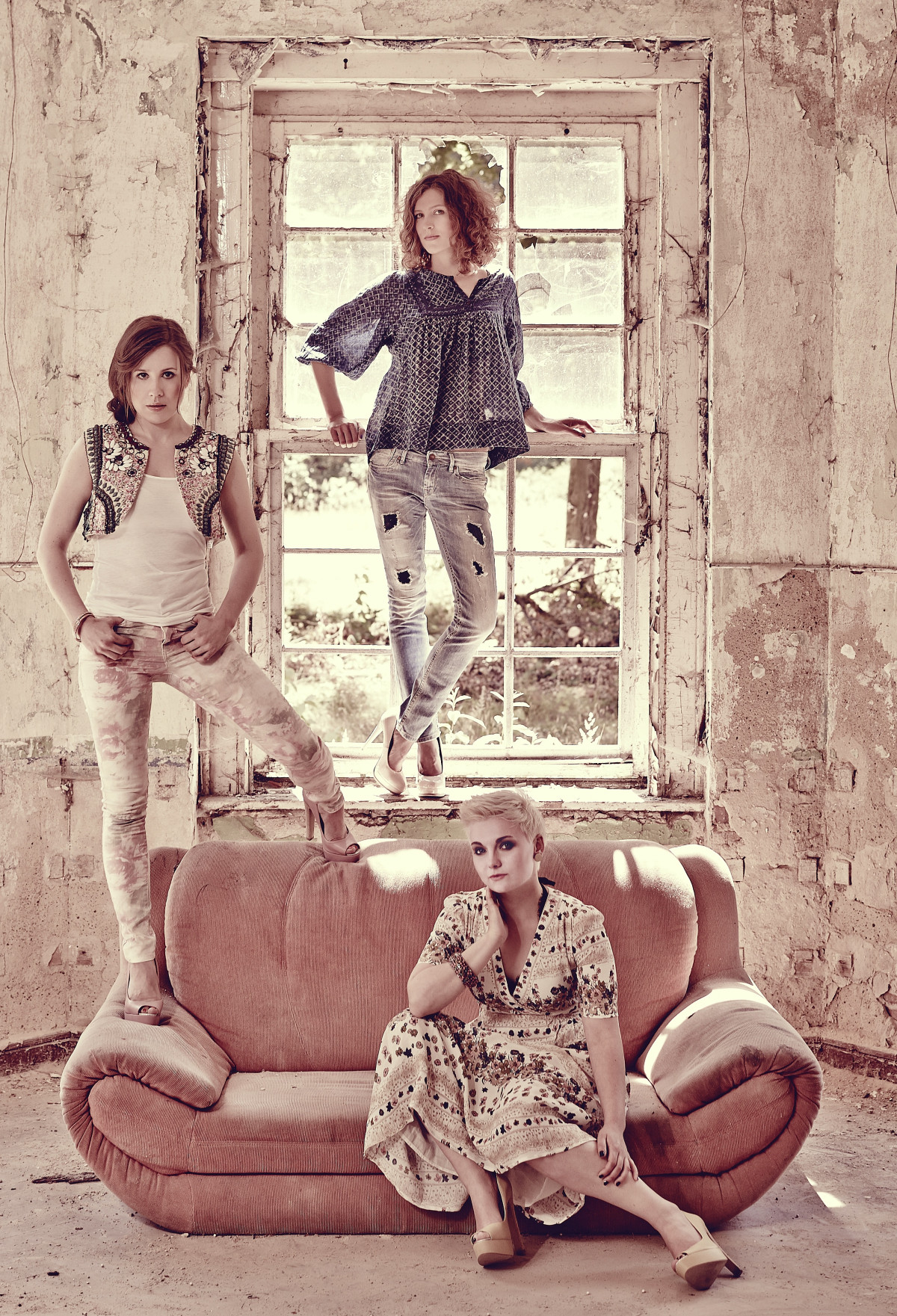 Elaiza - Gallery -2014 (2)