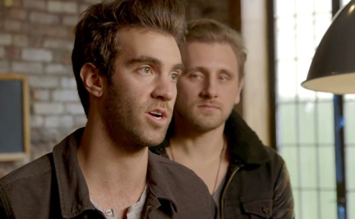 Oh, What A Life (Interview Vevo Becoming)