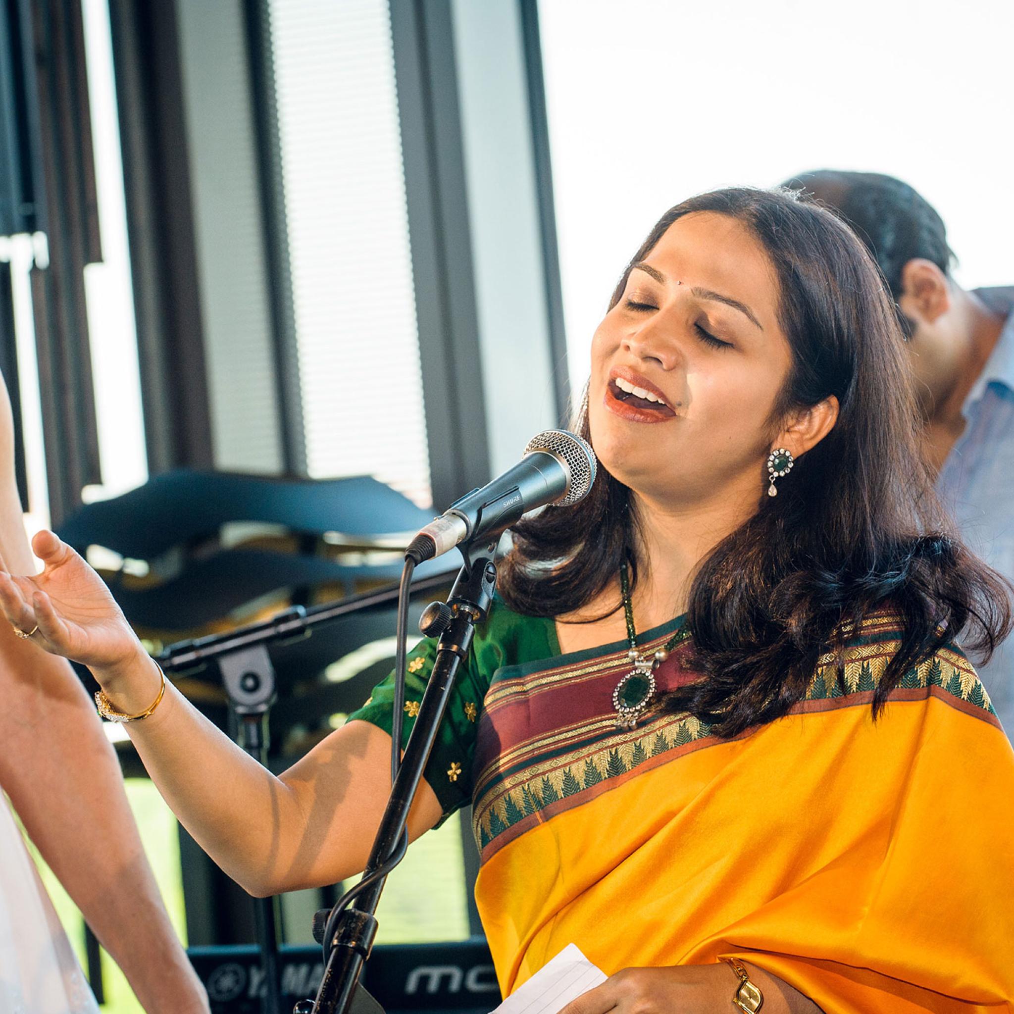 Sawani Shende-Sathaye, Showcase in der Monkey Bar Berlin, 21.05.2014