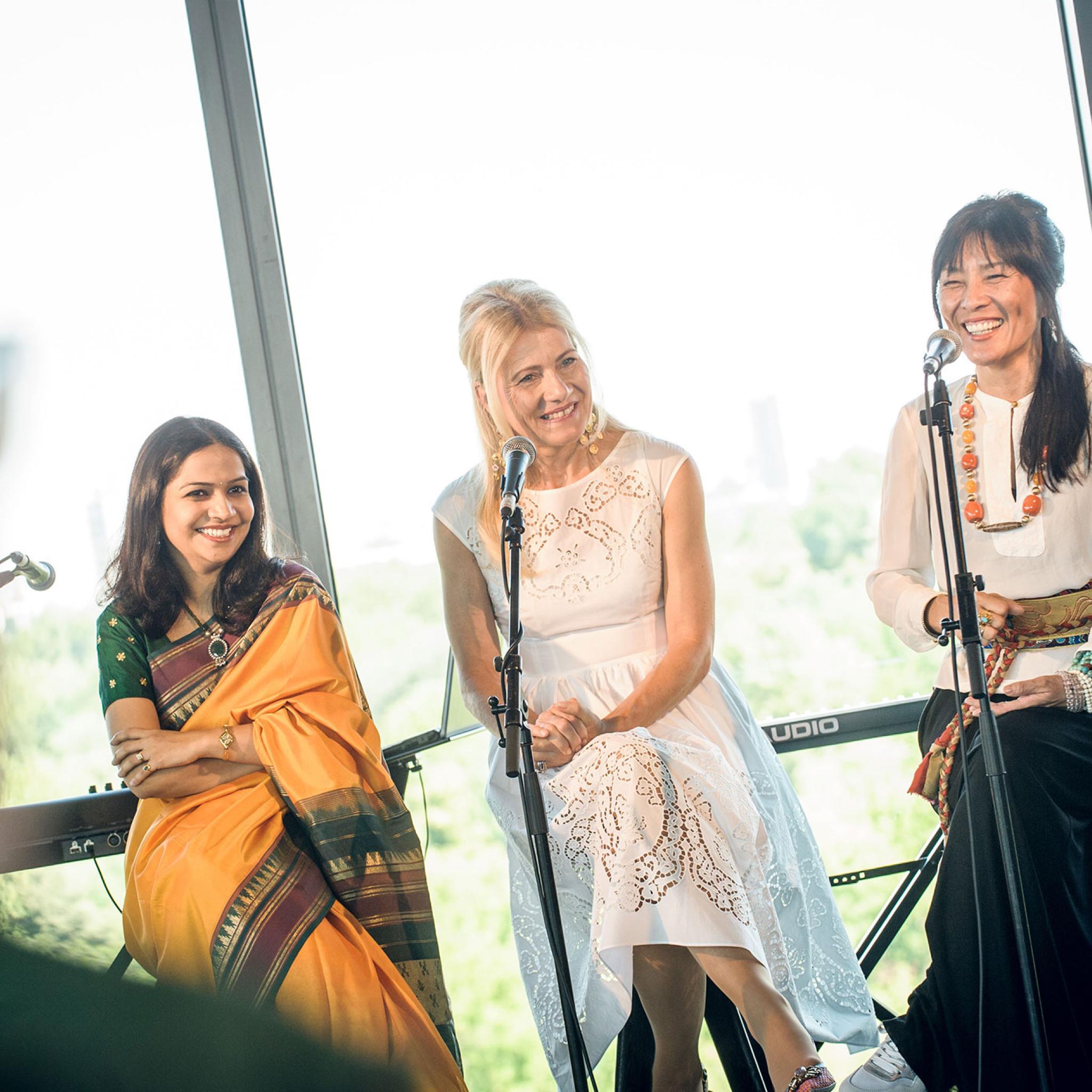 Sawani Shende-Sathaye, Regula Curti und Dechen Shak-Dagsay, Showcase in der Monkey Bar Berlin, 21.05.2014