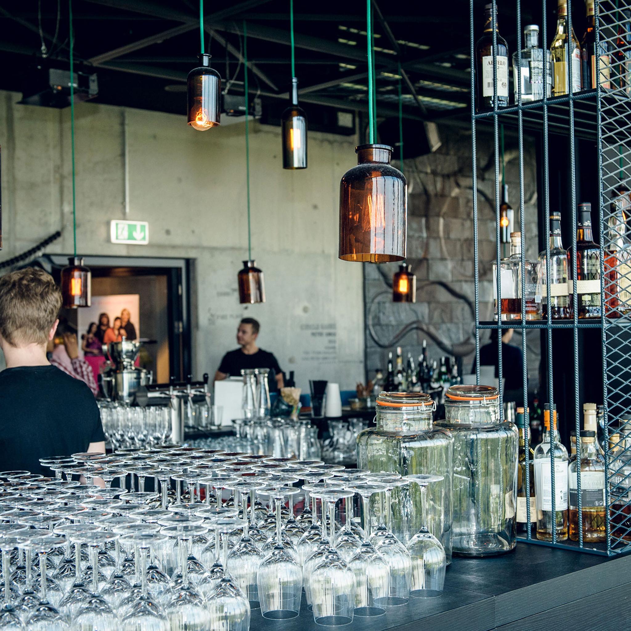 Showcase in der Monkey Bar Berlin, 21.05.2014