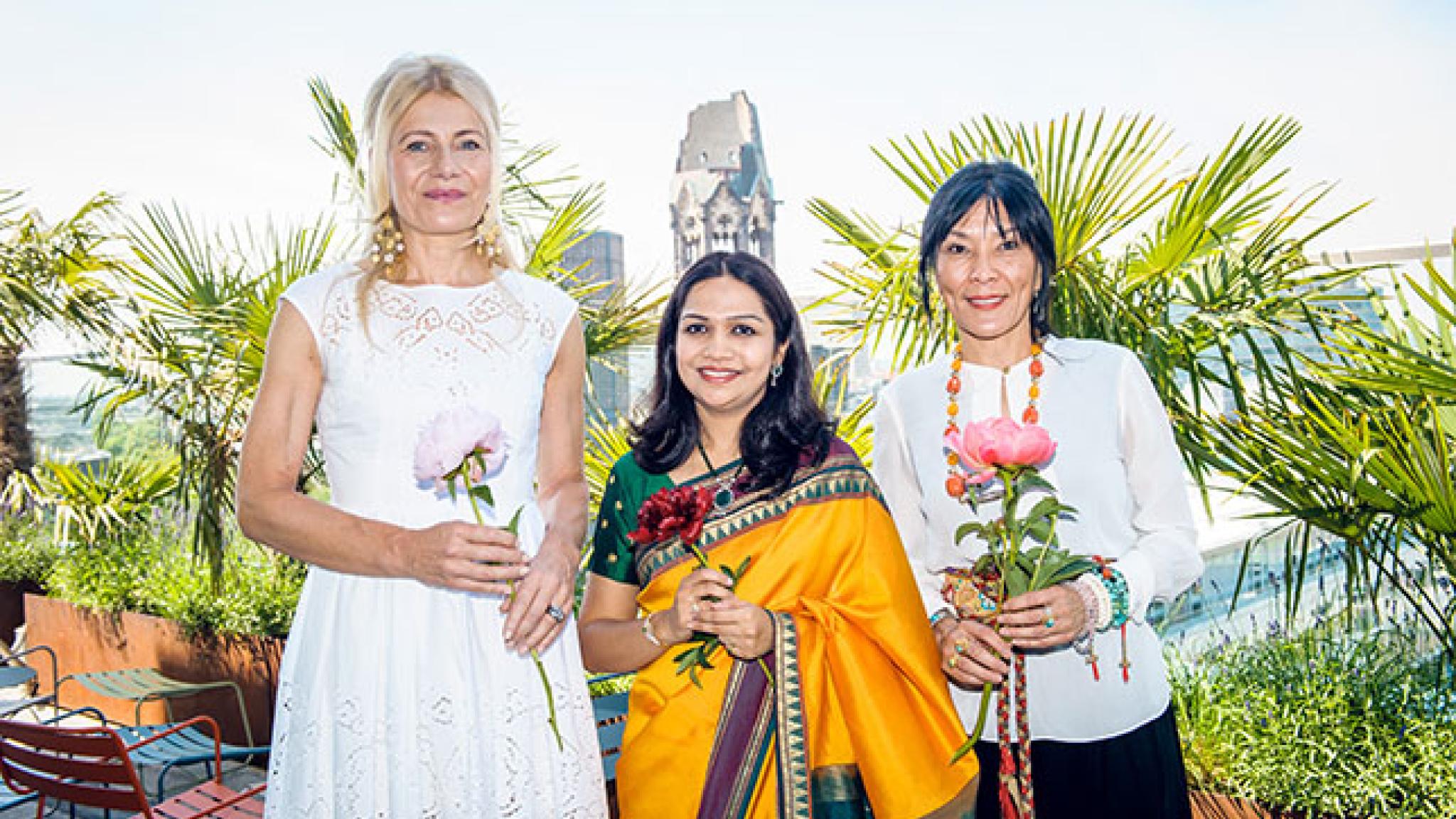 Regula Curti, Sawani Shende-Sathaye, Dechen Shak-Dagsay