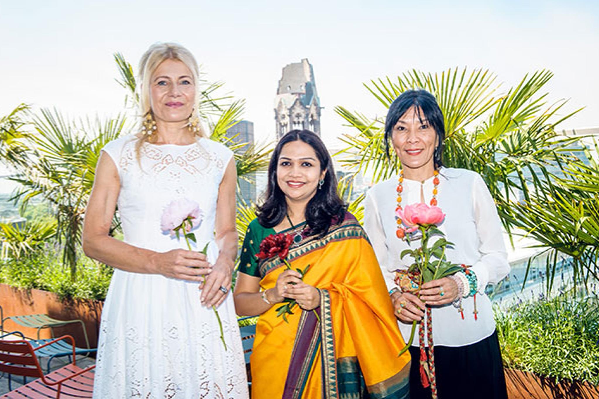 Regula Curti, Sawani Shende-Sathaye, Dechen Shak-Dagsay