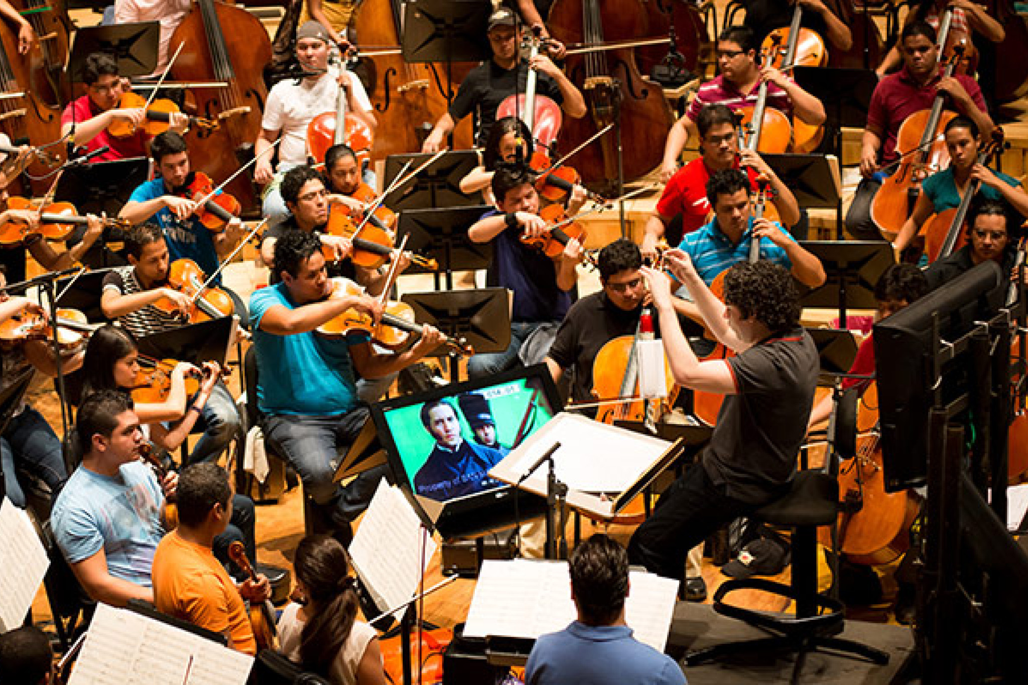 Gustavo Dudamel mit dem Simón Bolívar Orchestra
