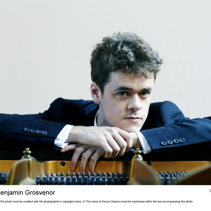 Benjamin Grosvenor – Dances