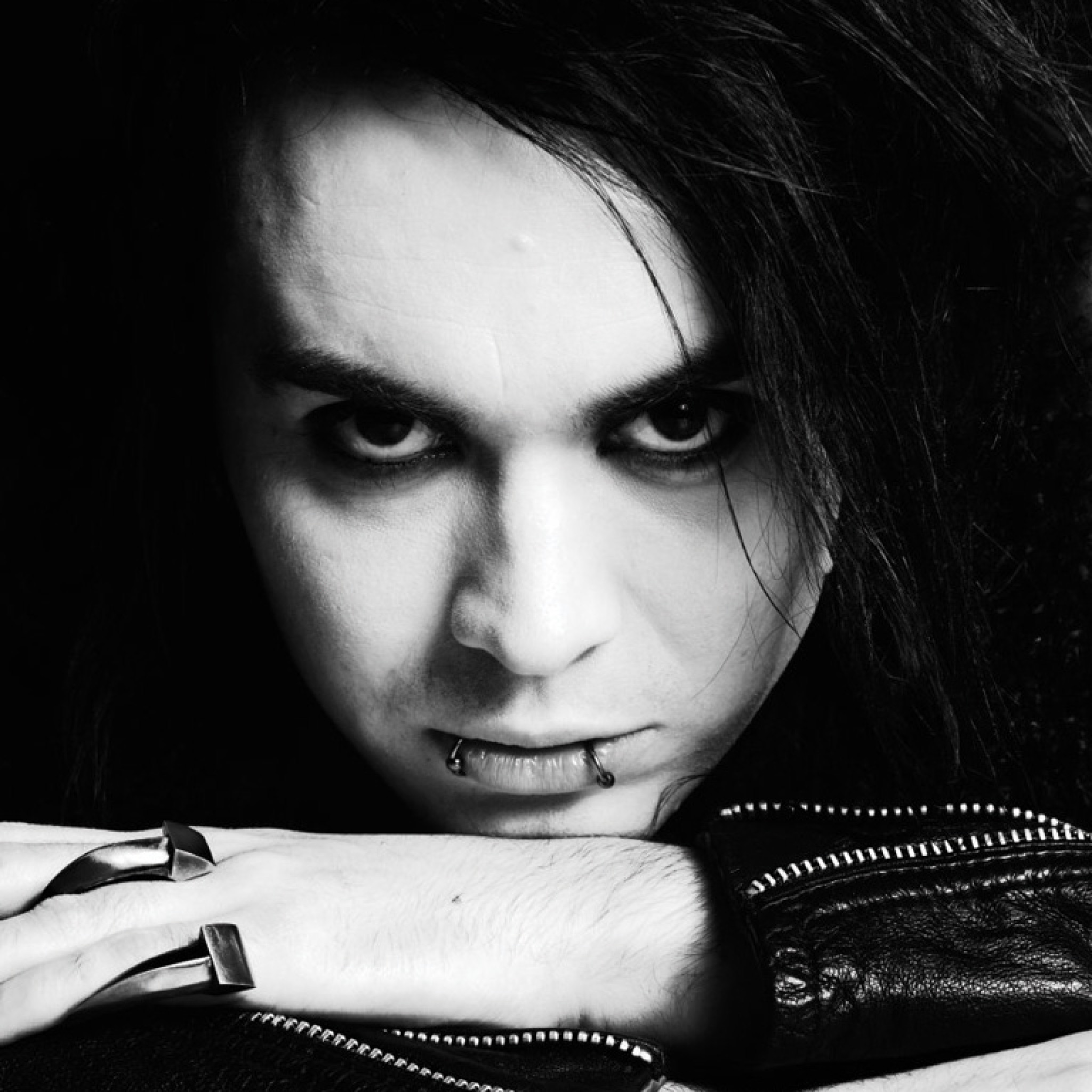 DirtyLoopsHenrikLinder5Fot