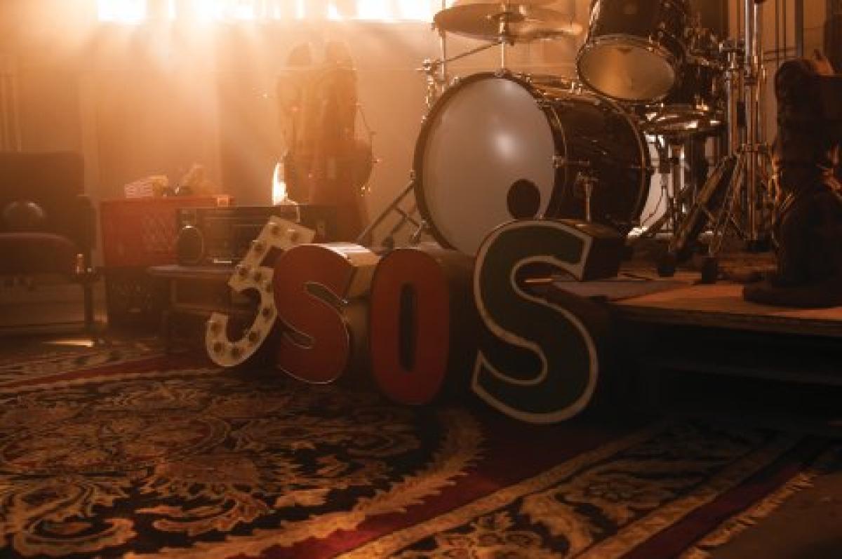 5 Seconds Of Summer - Amnesia Behind The Scenes