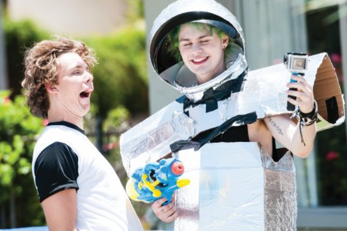 5 Seconds Of Summer - Amnesia Behind The Scenes