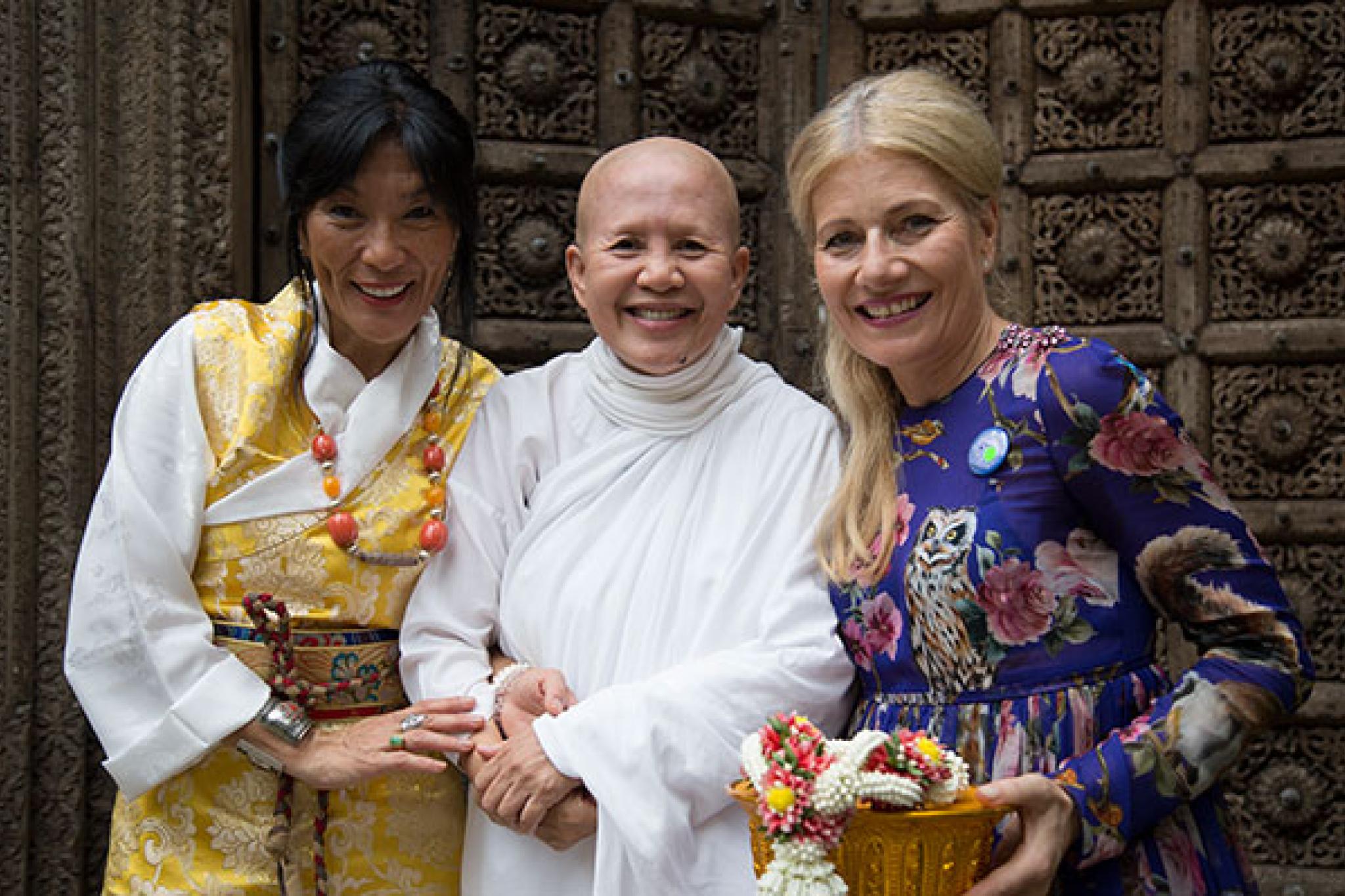 Dechen Shak-Dagsay, Ven. Mae Chee Sansanee, Regula Curti