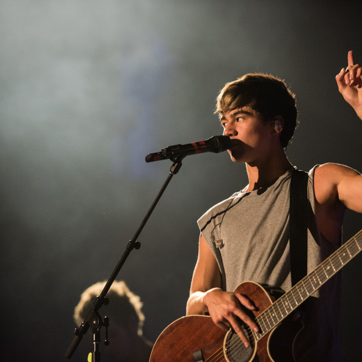 5 Seconds Of Summer – Live at L.A. Forum 2014