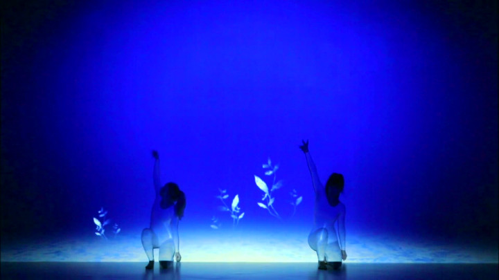 Visual Performance zu "Frozen Silence"
