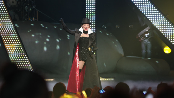 Shania Twain - Man I Feel Like A Woman (Live Las Vegas)