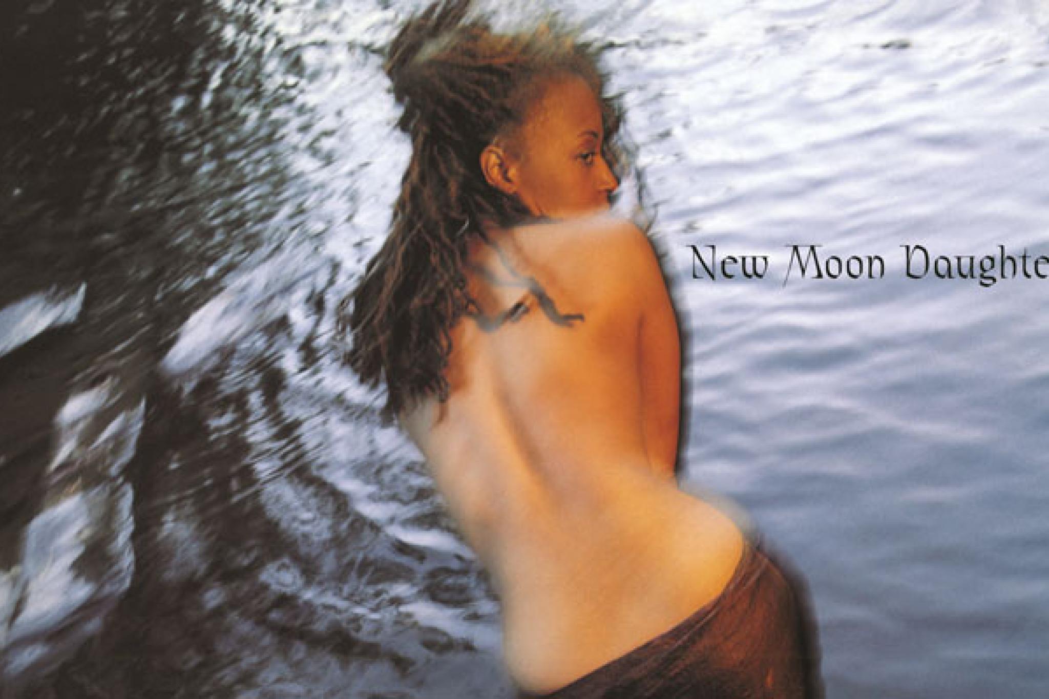 Back To Blue: Ein schöner Rücken und vier Klassiker