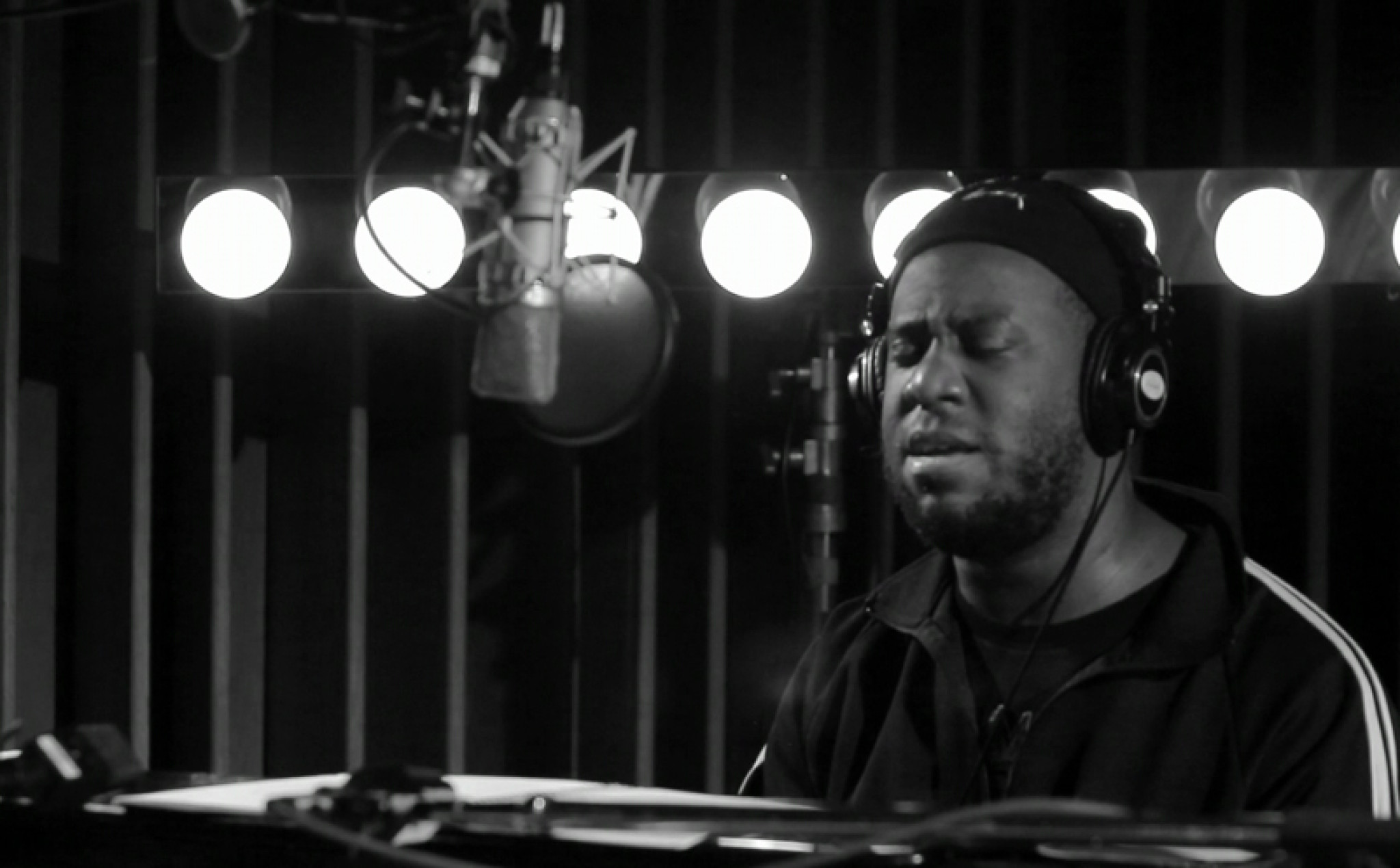 I Don't Even Care (Live At Capitol Studios/2014)