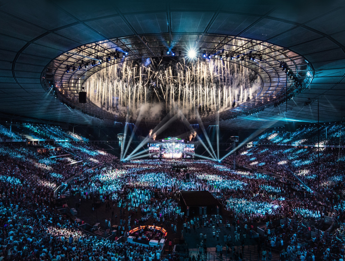 Helene Fischer Pressebild "Farbenspiel Live - Die Stadion-Tournee" 2015