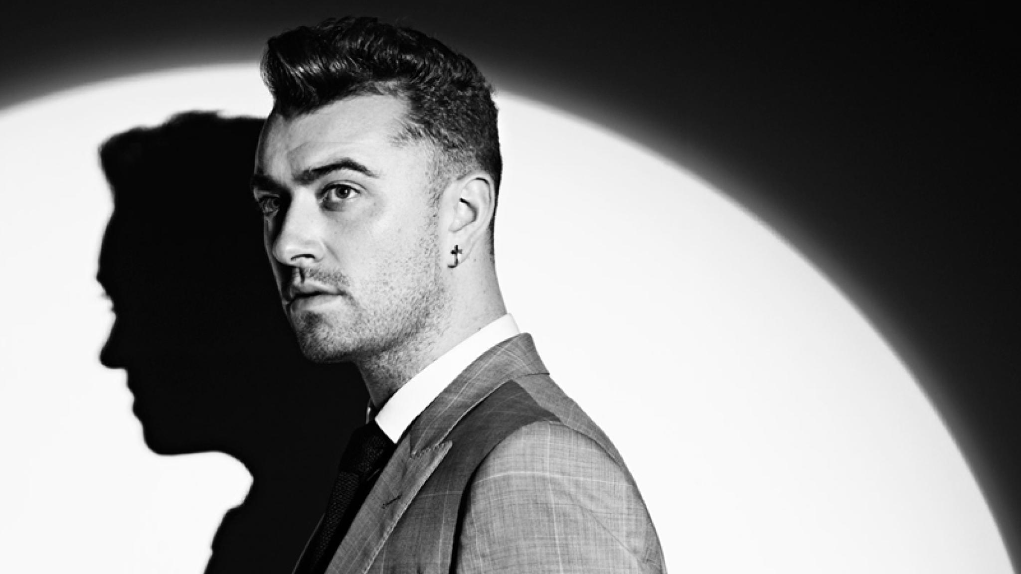 Sam Smith singt Titelsong des neuen James Bond-Films "Spectre": "Writing's On The Wall" erscheint am 25. September 2015