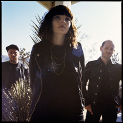 Chvrches_2015_Presse6