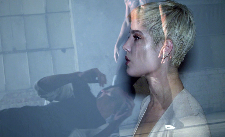 The Feeling feat. Halsey (Purpose: The Movement)